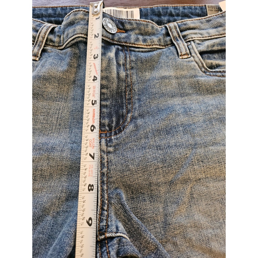 Kut from the Kloth Gidget Fray Shorts Women Size 8 Blue Denim Raw Hem - Picture 6 of 8
